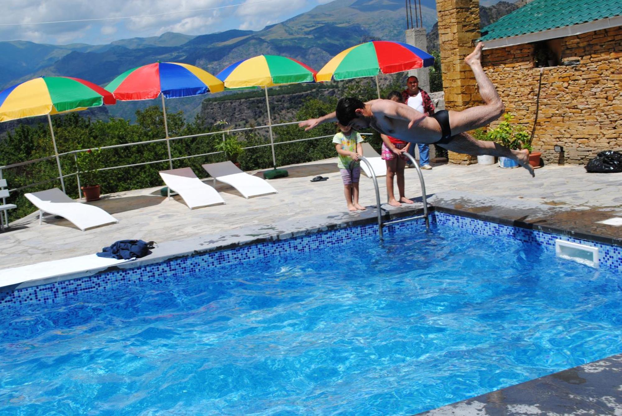 Gayane Hotel Alaverdi Exterior photo