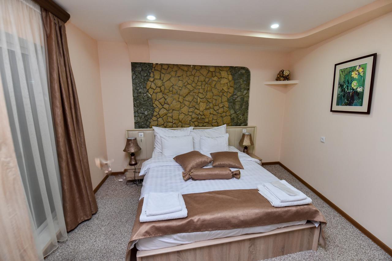 Gayane Hotel Alaverdi Exterior photo