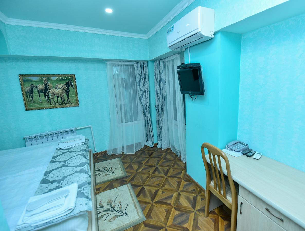 Gayane Hotel Alaverdi Exterior photo